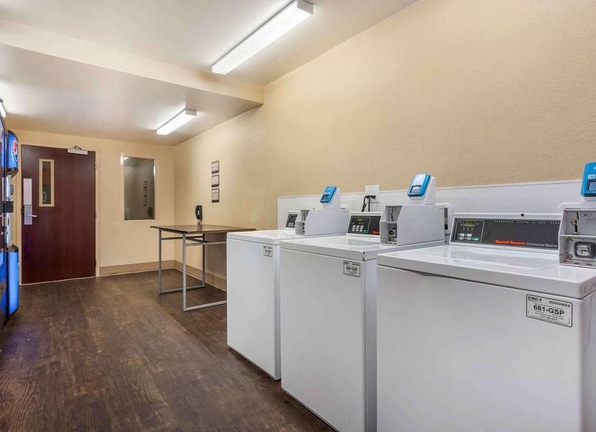 Laundry facility Photo
