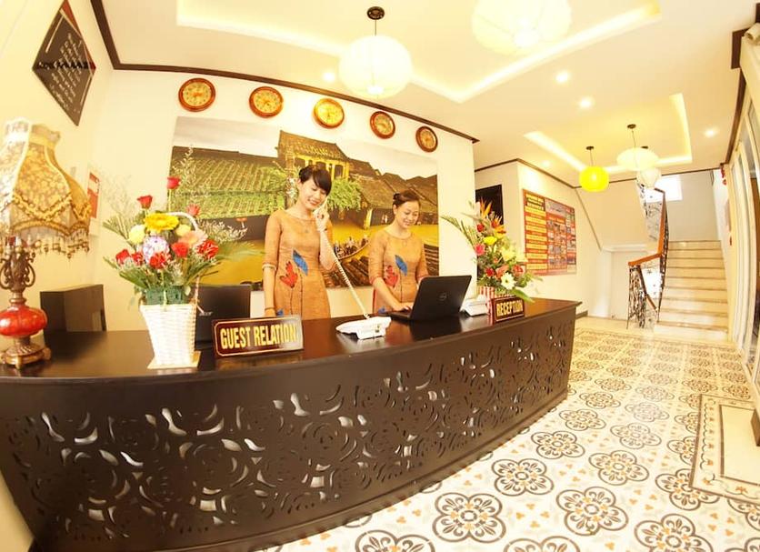 Front desk Photo