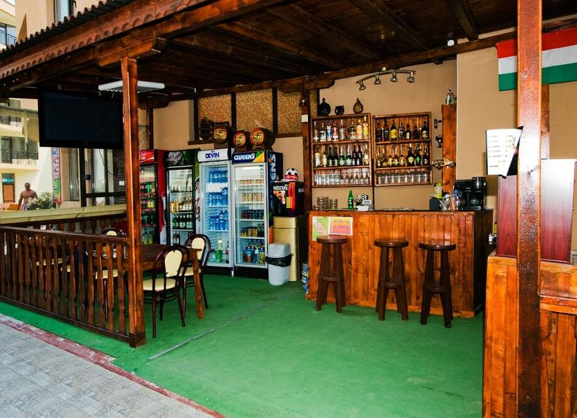 Bar Photo