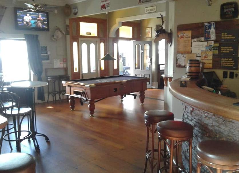 Bar Photo