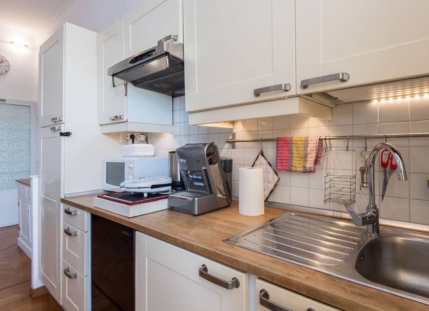 Kitchen Photo