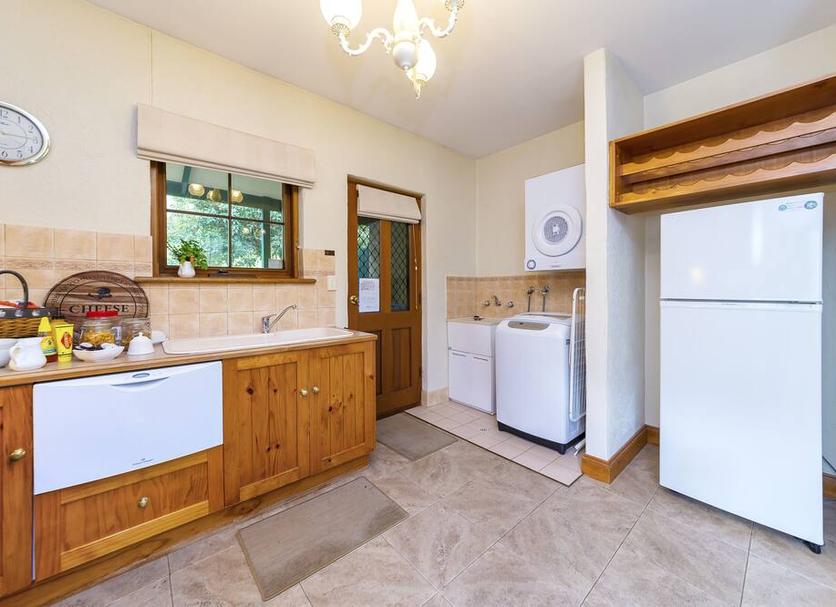 Kitchen Photo