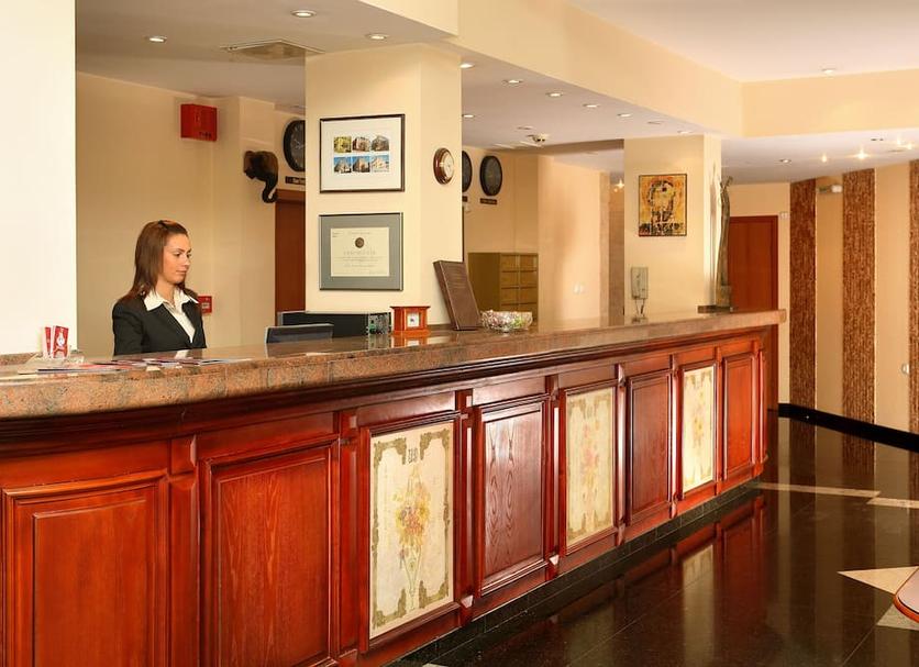 Front desk Photo