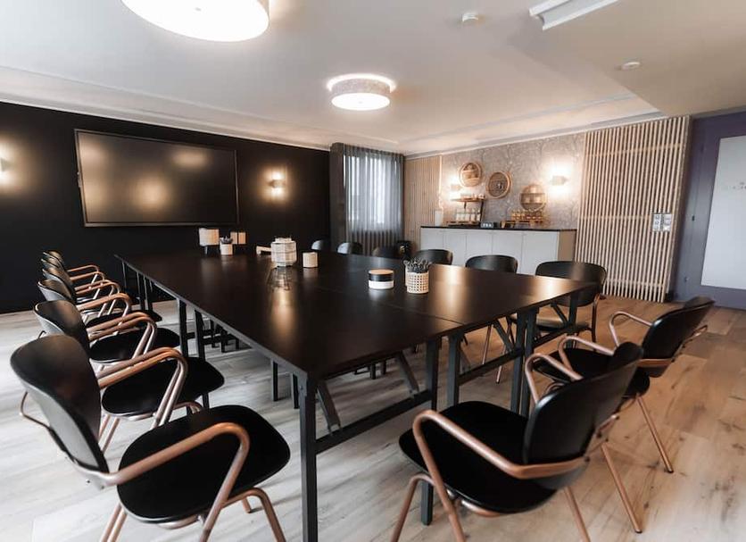 Conference room Photo