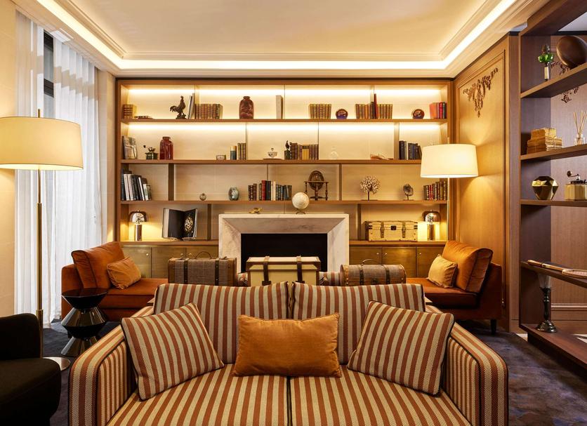 Lounge Photo