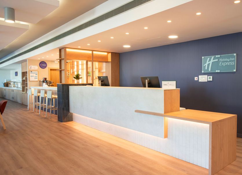 Front desk Photo
