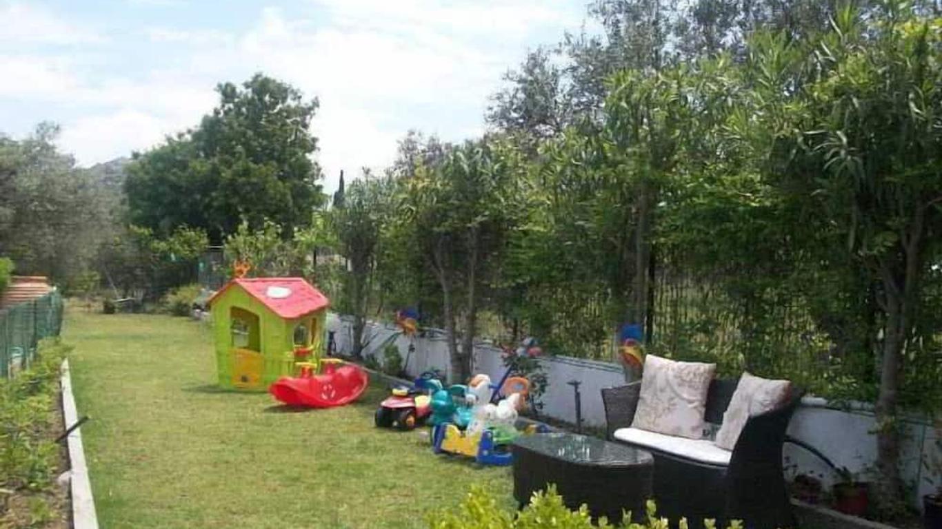Hotel Varelis