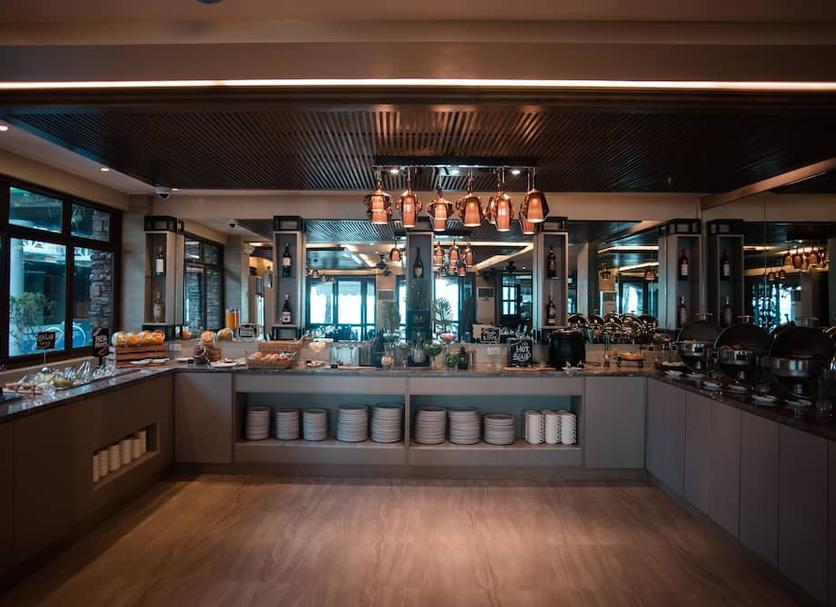 Buffet Photo