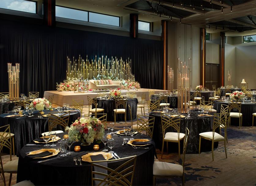 Banquet hall Photo