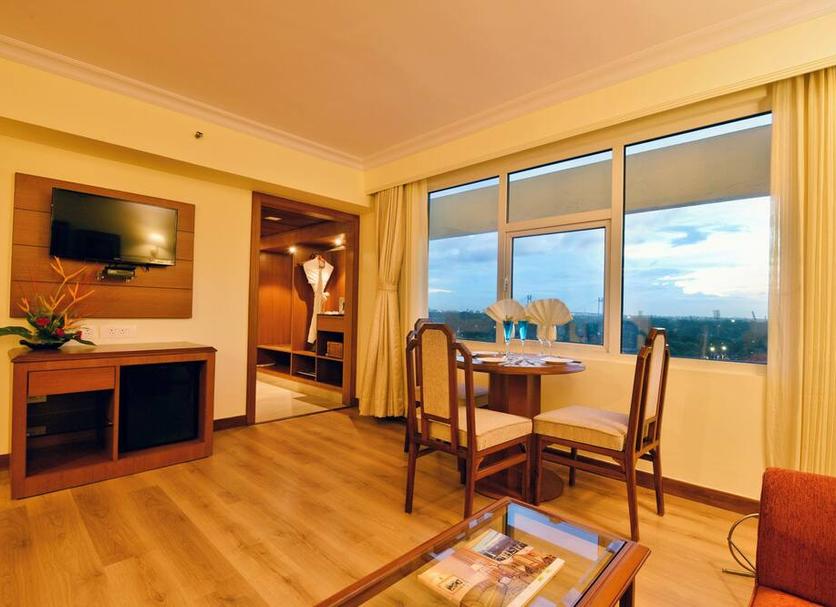 Dining room Photo