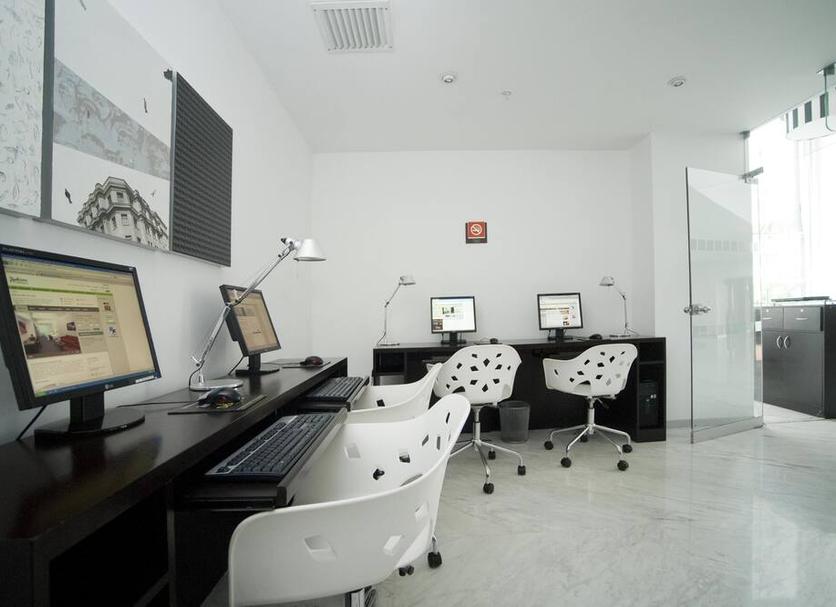 Business centre Photo