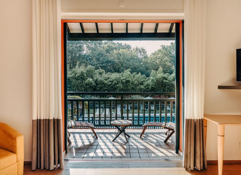 Balcony Photo