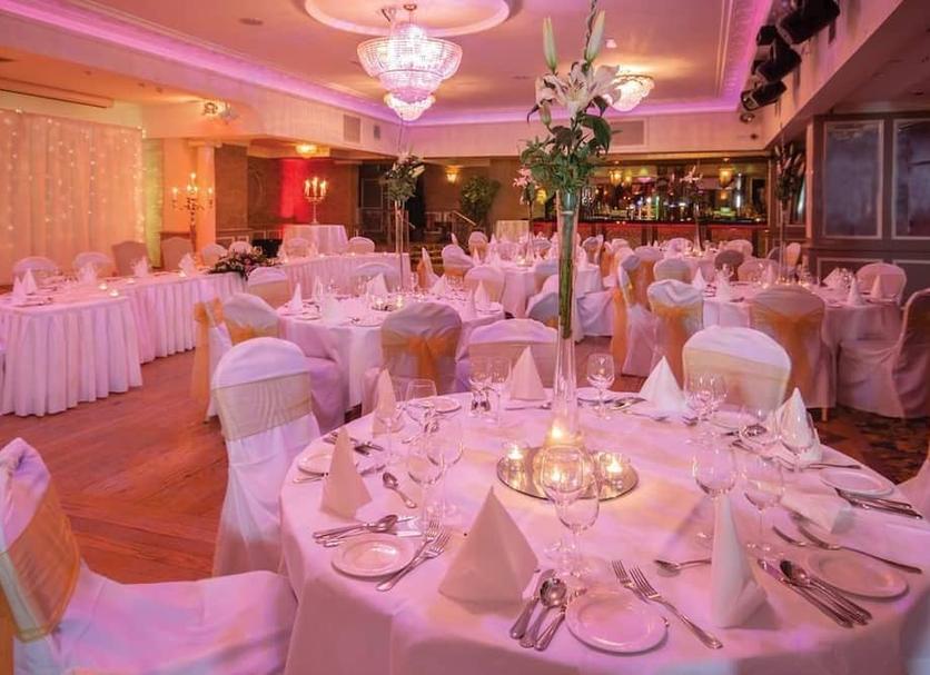 Banquet hall Photo