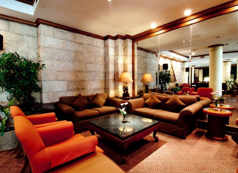 Lounge Photo