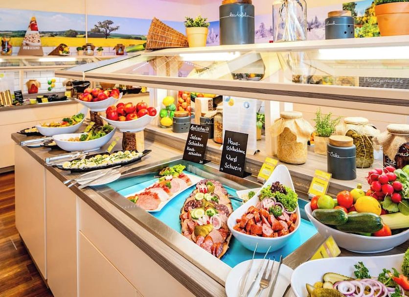 Buffet Photo