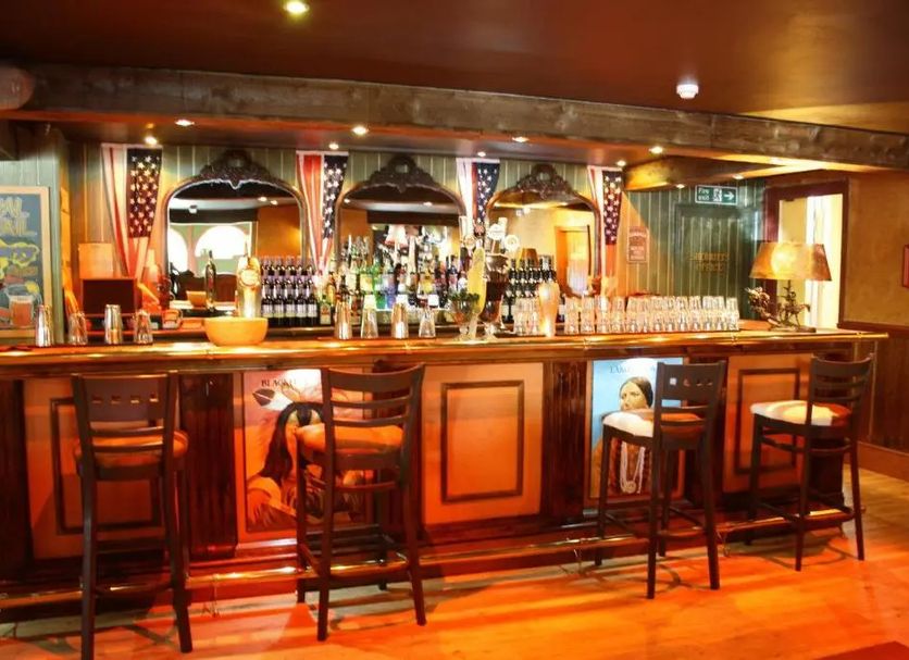 Bar Photo