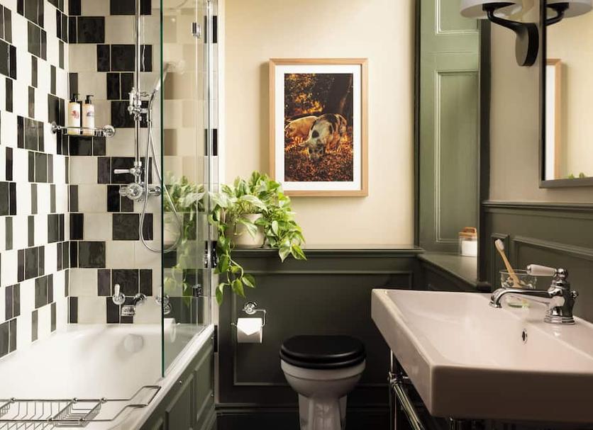 Bathroom Photo