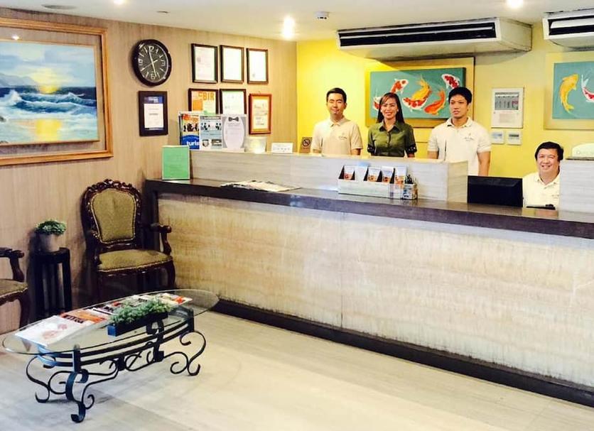 Front desk Photo