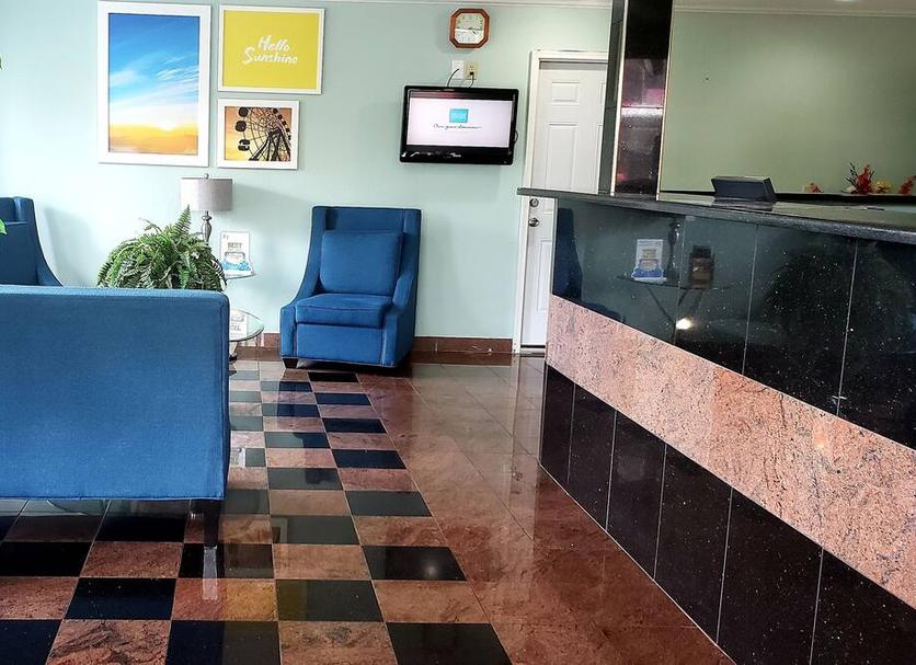 Front desk Photo