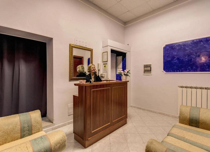 Front desk Photo
