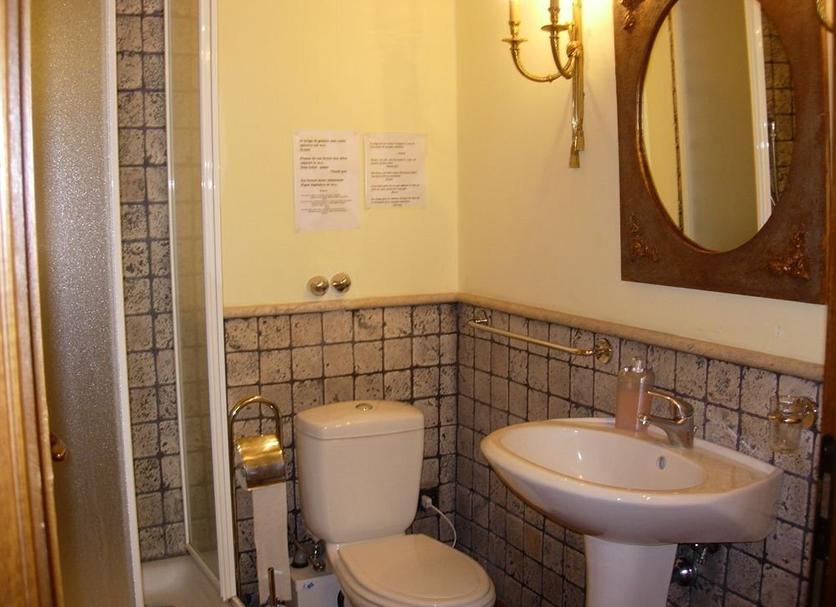 Bathroom Photo