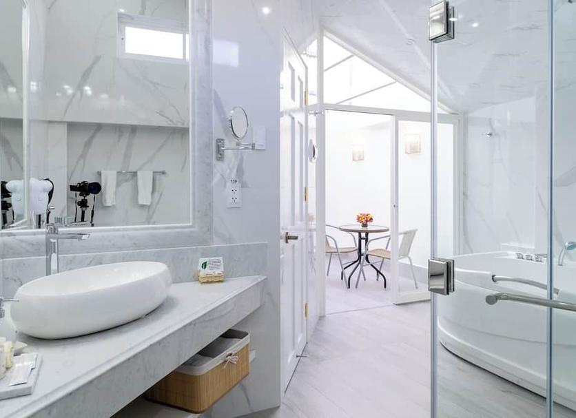 Bathroom Photo