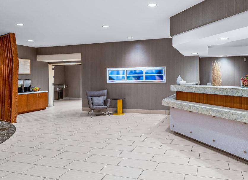 Front desk Photo
