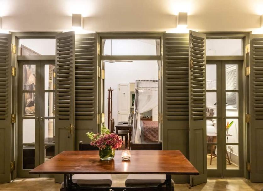 Dining room Photo