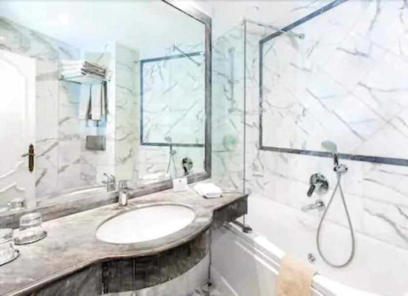 Bathroom Photo