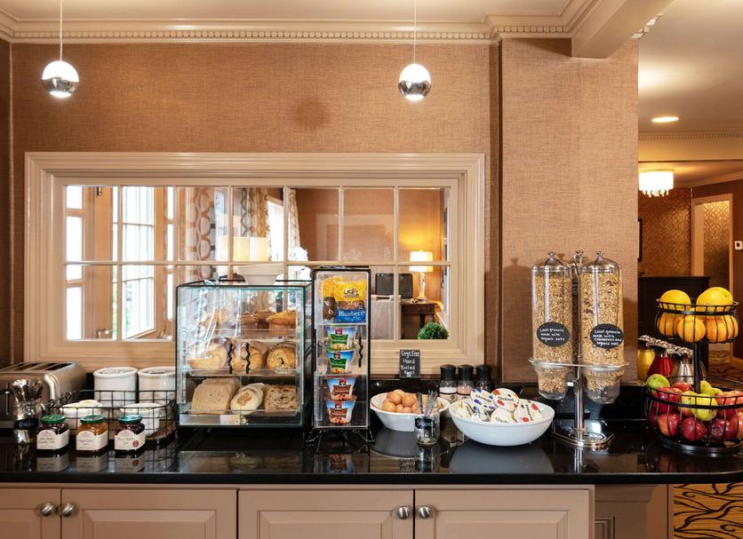 Buffet Photo