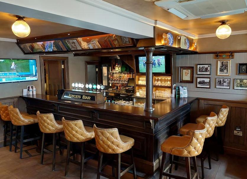 Bar Photo