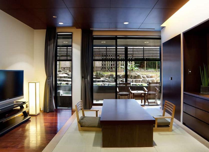 Dining room Photo