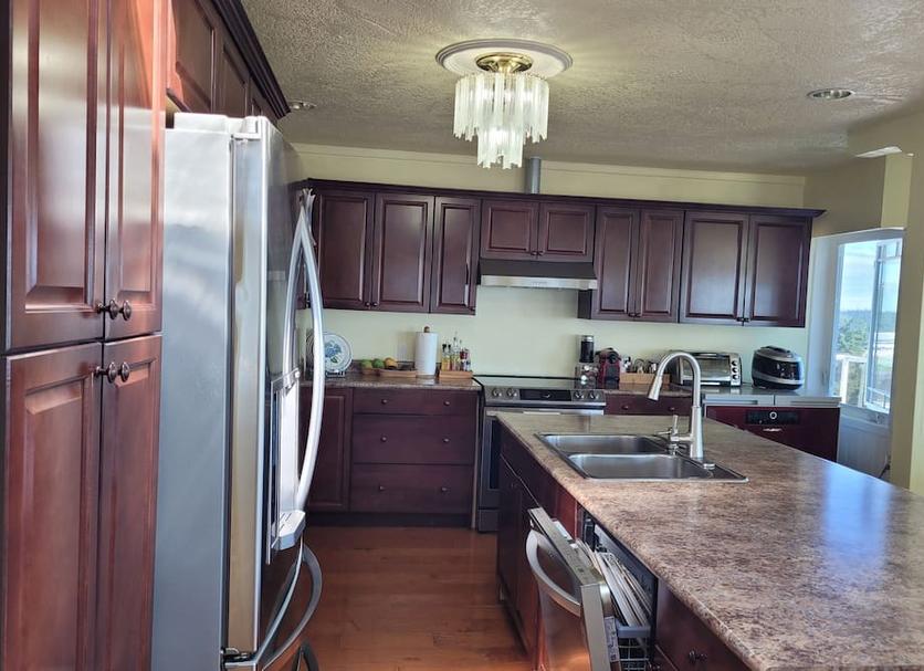 Kitchen Photo
