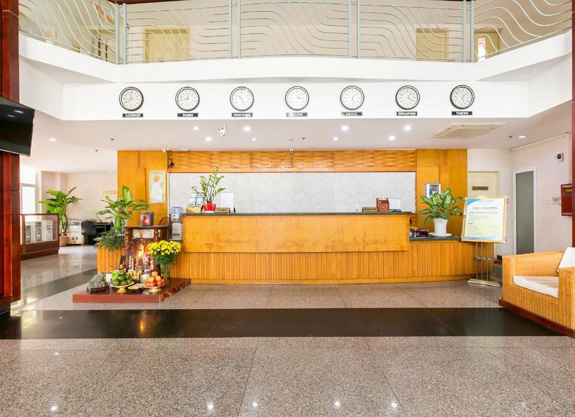 Front desk Photo