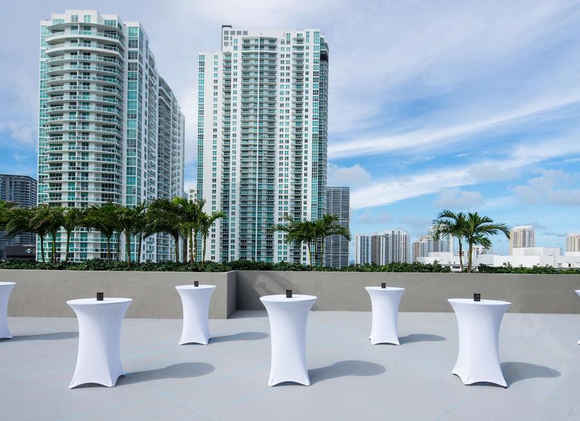 Banquet hall Photo