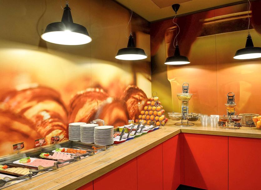 Buffet Photo