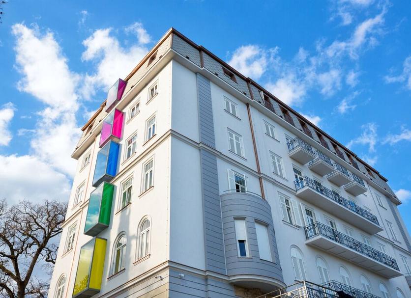 Building Photo