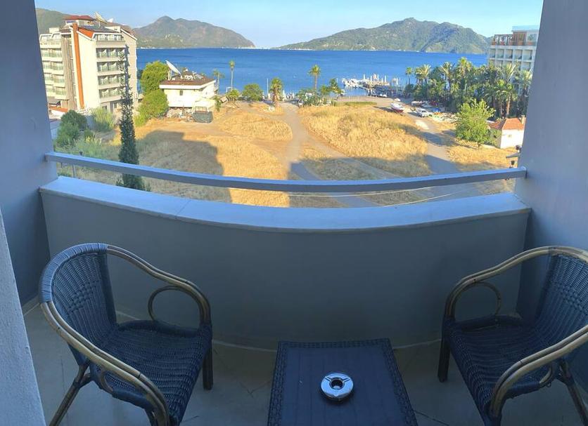 Balcony Photo