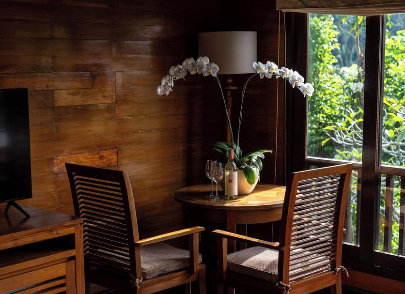 Dining room Photo