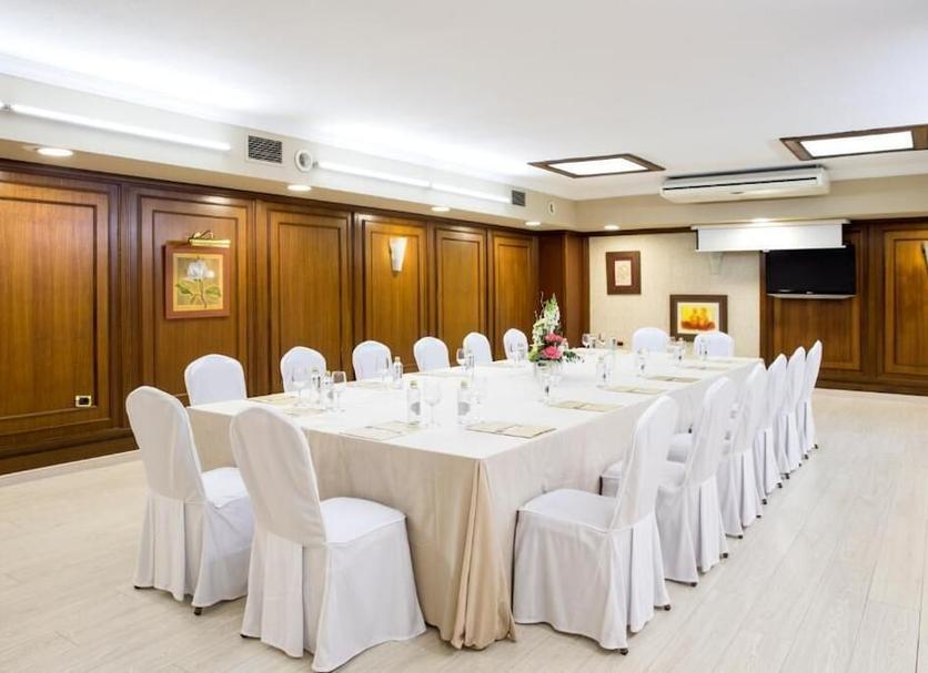Conference room Photo