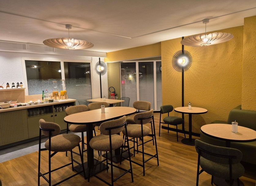 Dining room Photo
