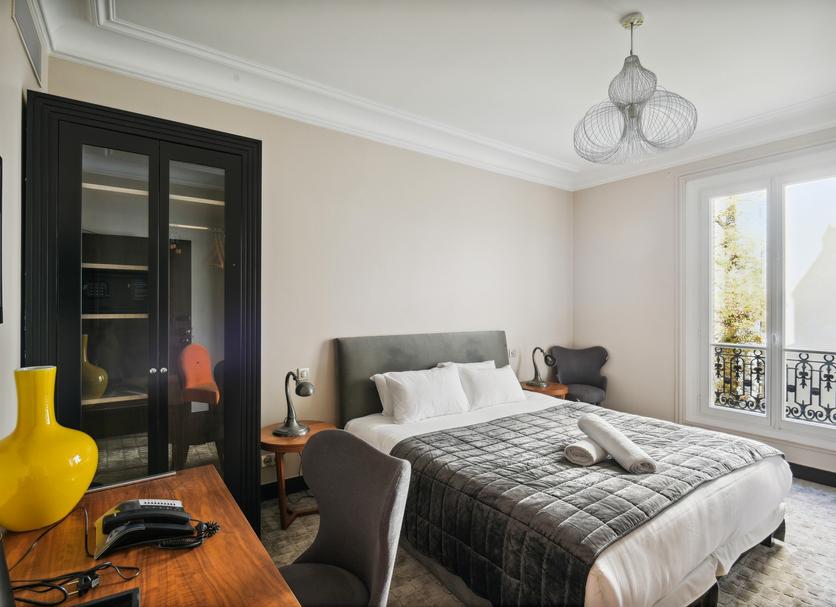 Bedroom Photo