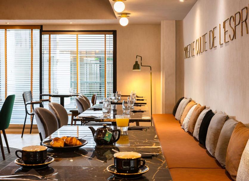 Restaurant Photo