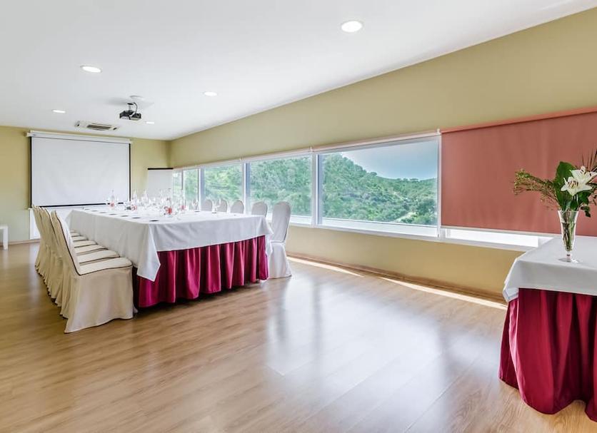 Banquet hall Photo