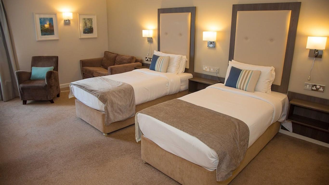 Westlodge Hotel & Leisure Centre