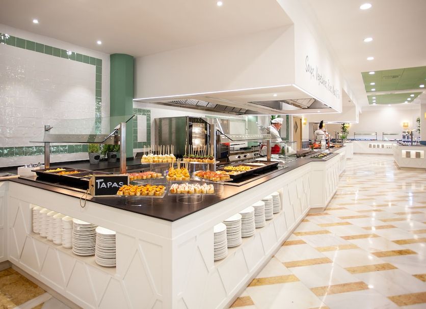 Buffet Photo