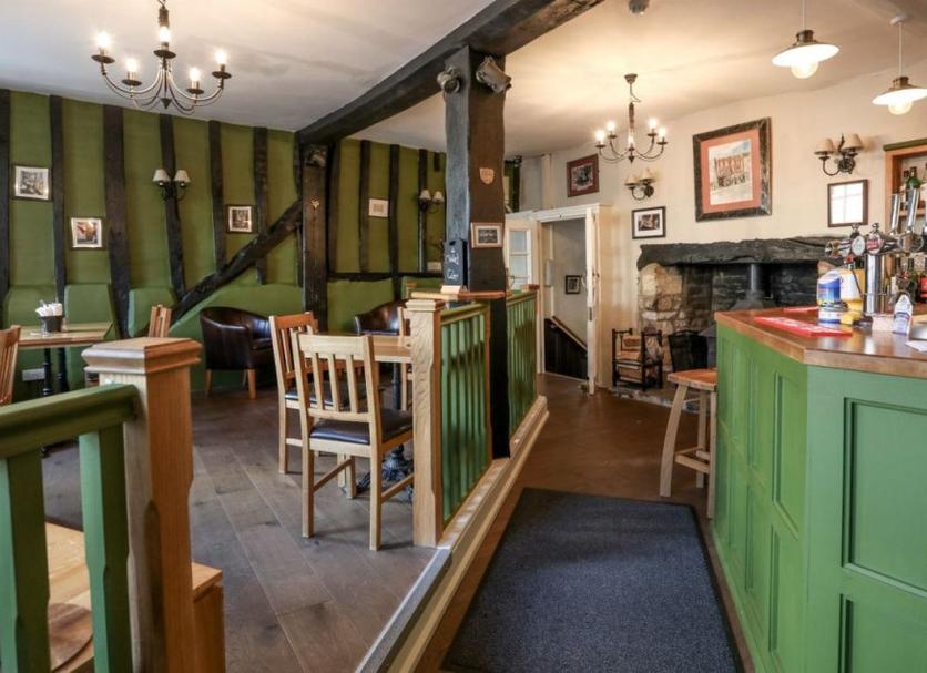 Restaurant Photo