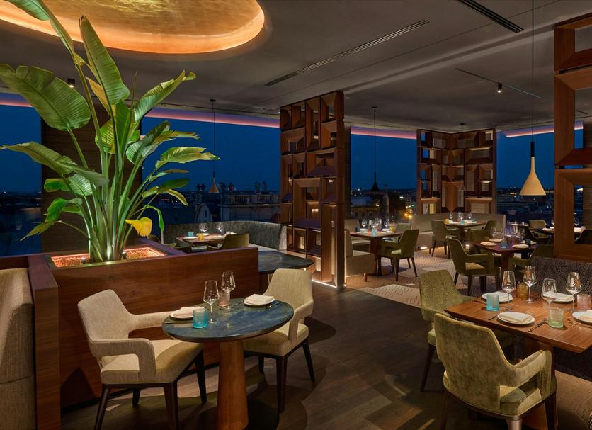 Restaurant Photo