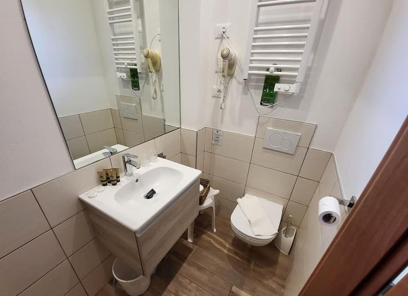 Bathroom Photo