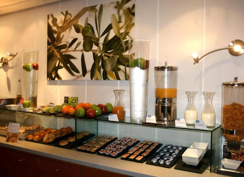Buffet Photo